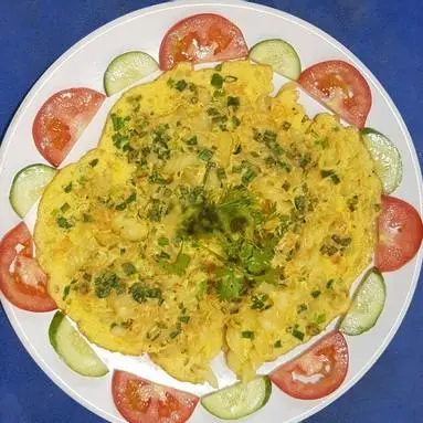 Hình ảnh Nui chiên trứng (chiên giòn)