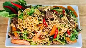 Hình ảnh Mì xào bò tôm