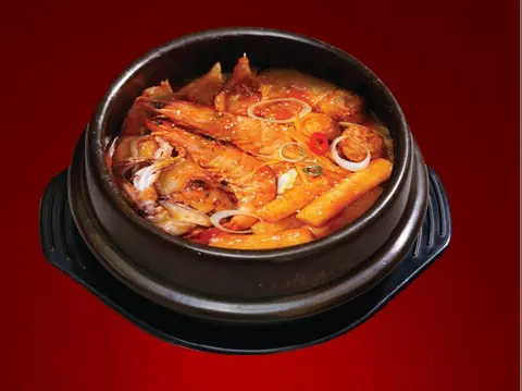 Hình ảnh Tokbokki hải sản