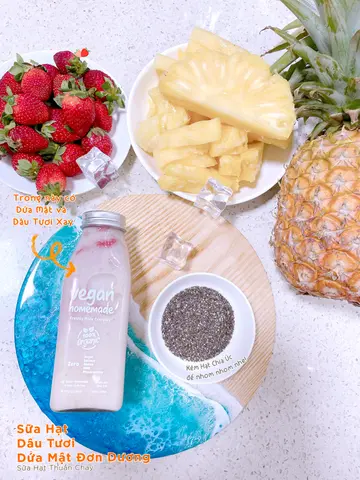 Hình ảnh Sữa Hạt Điều mix Dâu & Dứa Tươi Xay