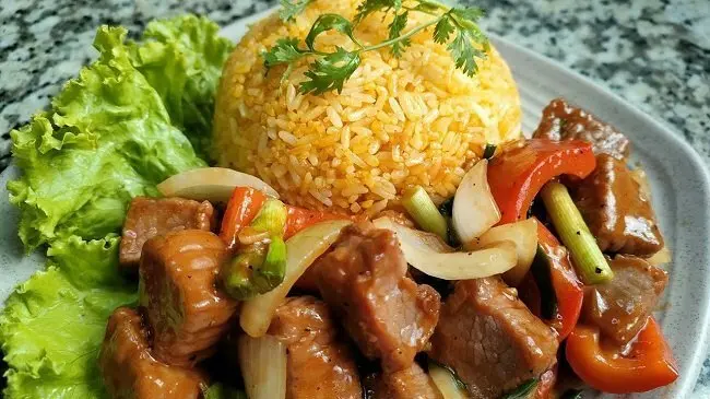 Hình ảnh Cơm chiên bò lắc