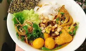 Hình ảnh Mì Quảng gà ta