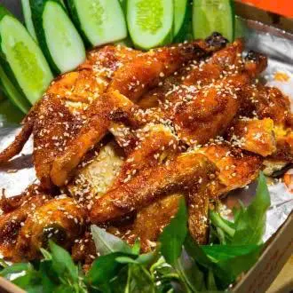 Hình ảnh Gà quay mắm nhĩ 1 con