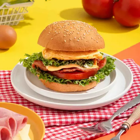 Hình ảnh Hamburger trứng bacon phô mai