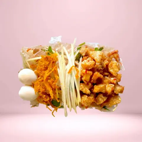 Hình ảnh Bánh tráng trộn siêu tóp mỡ