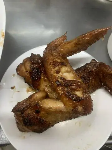 Hình ảnh Cơm cánh gà nướng