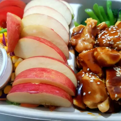 Hình ảnh Salad Gà Sốt Teriyaki