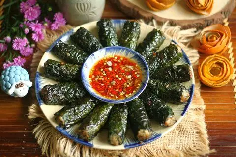 Hình ảnh Chả vịt cuộn lá lốt chiên