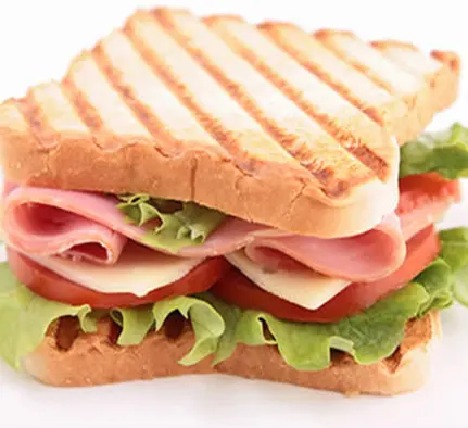 Hình ảnh Sandwich pate xúc xích