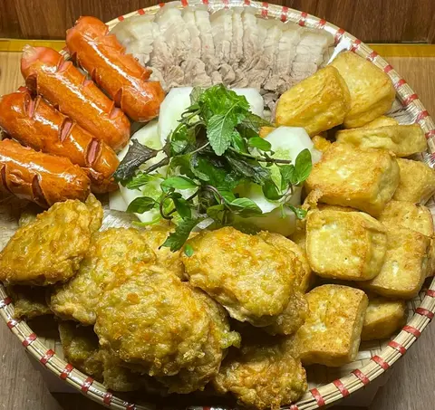 Hình ảnh Bún đậu chả cốm