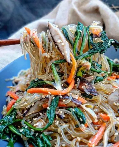 Hình ảnh Miến trộn Hàn Quốc