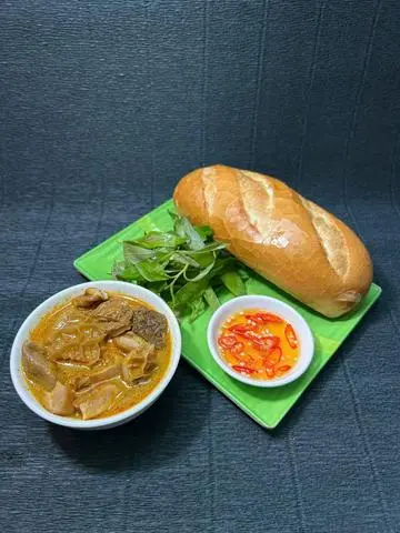 Hình ảnh Phá lấu bò 250g ( tặng kèm 1 ổ bánh mì )