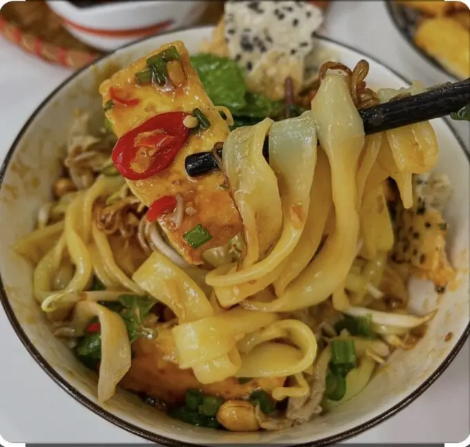 Hình ảnh Mì quảng chay