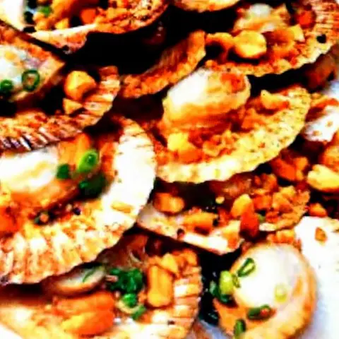 Hình ảnh Sò điệp nướng muối ớt