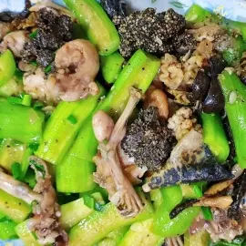 Hình ảnh Ếch xào bầu 2 con