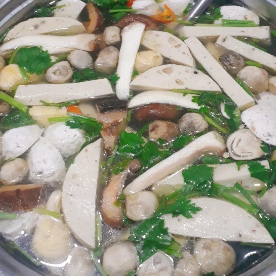 Hình ảnh Lẩu Nấm Vừa
