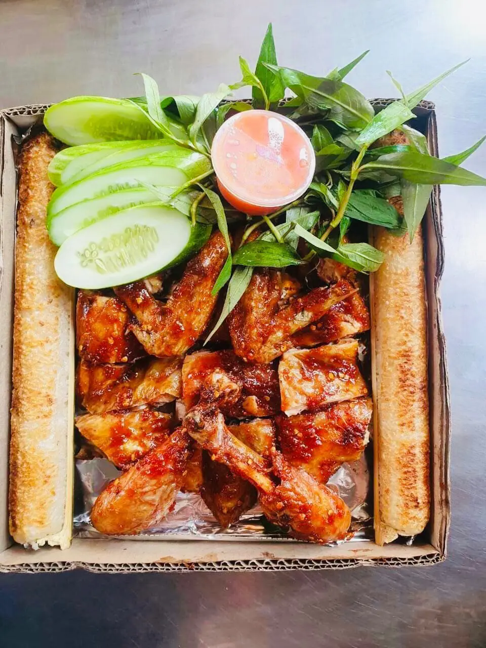 Hình ảnh Combo gà - cơm lam