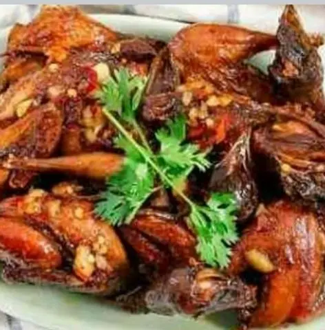 Hình ảnh Cút chiên bơ 5 con