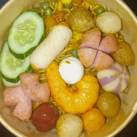 Hình ảnh Mì trộn cá viên thập cẩm