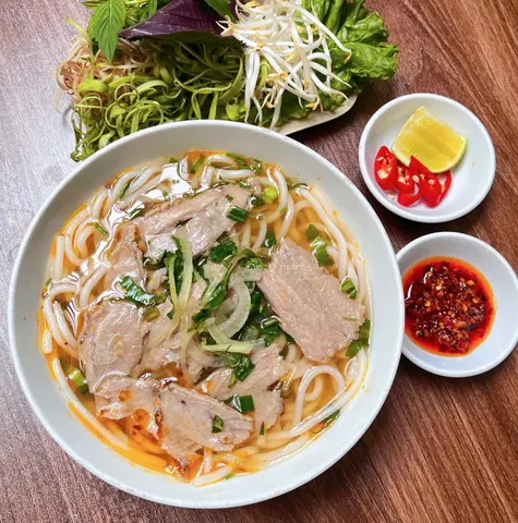 Hình ảnh Bún Bò Nạm