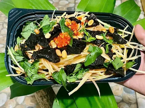 Hình ảnh Gỏi khô bò