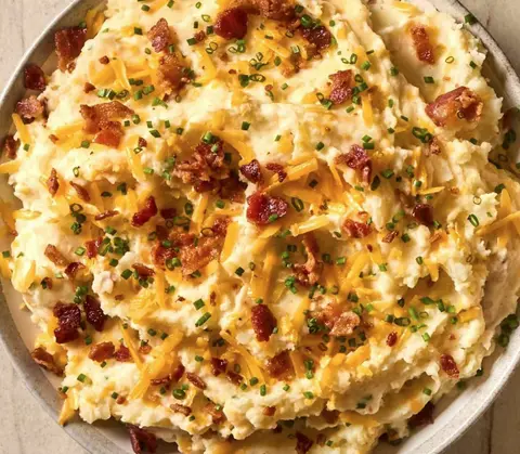 Hình ảnh Mashed potato with bacon pizza