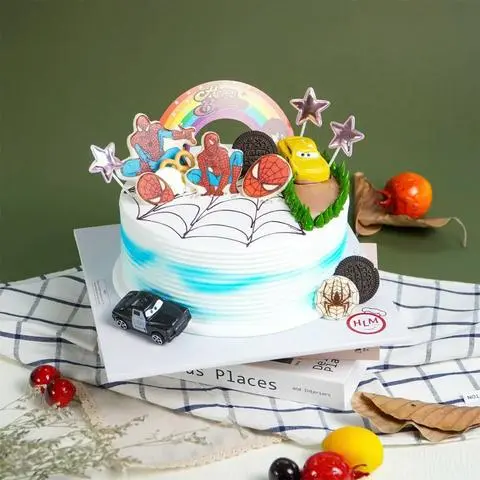 Hình ảnh Bánh kem sữa tươi phụ kiện 20 - bé trai [Mẫu ngẫu nhiên]