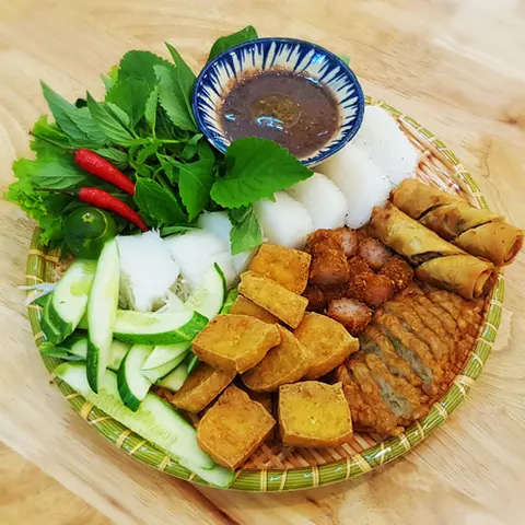 Hình ảnh Bún đậu thịt nem