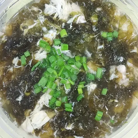 Hình ảnh Canh rong biển trứng gà