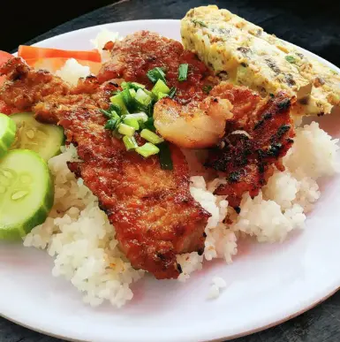 Hình ảnh Cơm sườn chả