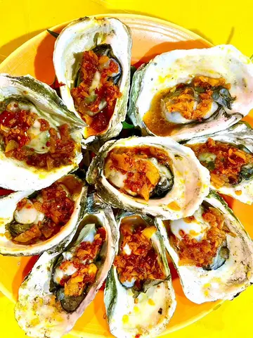 Hình ảnh 5 con Hàu nướng sa tế
