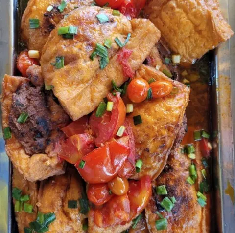 Hình ảnh Cơm đậu hủ nhồi thịt