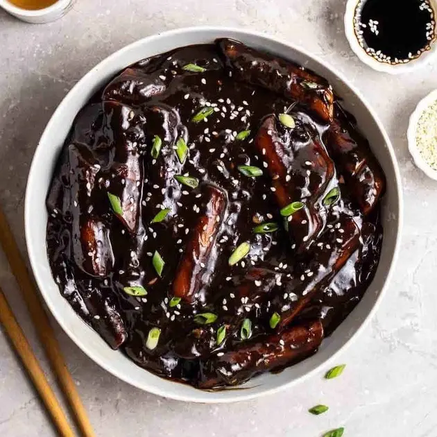 Hình ảnh Bánh Gạo Tương Đen Đặc Biệt
