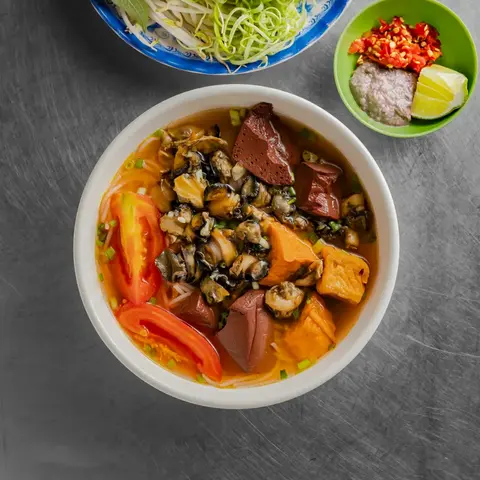 Hình ảnh Canh bún ốc ốc ốc