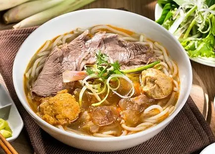 Hình ảnh Bún bò thập cẩm