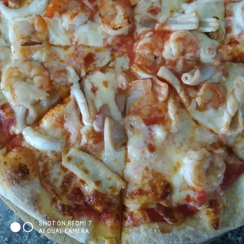 Hình ảnh Pizza ai frutti di mare