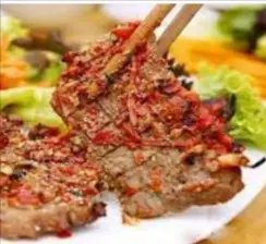 Hình ảnh Dựng bê nướng muối ớt