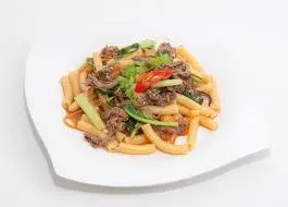 Hình ảnh Nui xào bò
