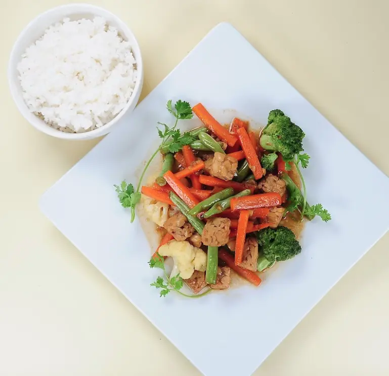 Hình ảnh Tempeh Rau Củ Sốt Teriyaki