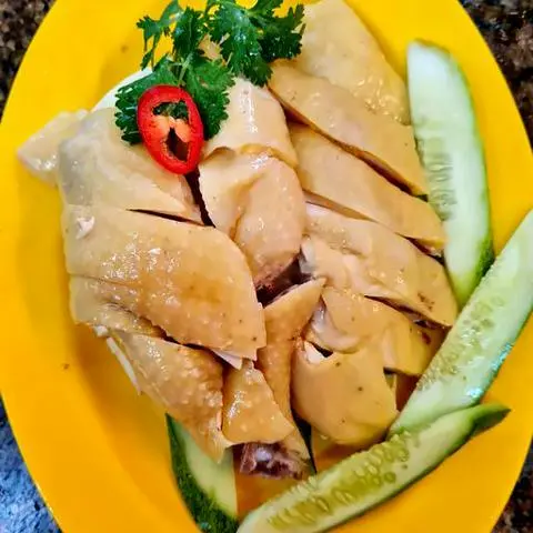 Hình ảnh Gà chặt - nửa con
