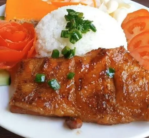 Hình ảnh Cơm sườn chả hấp