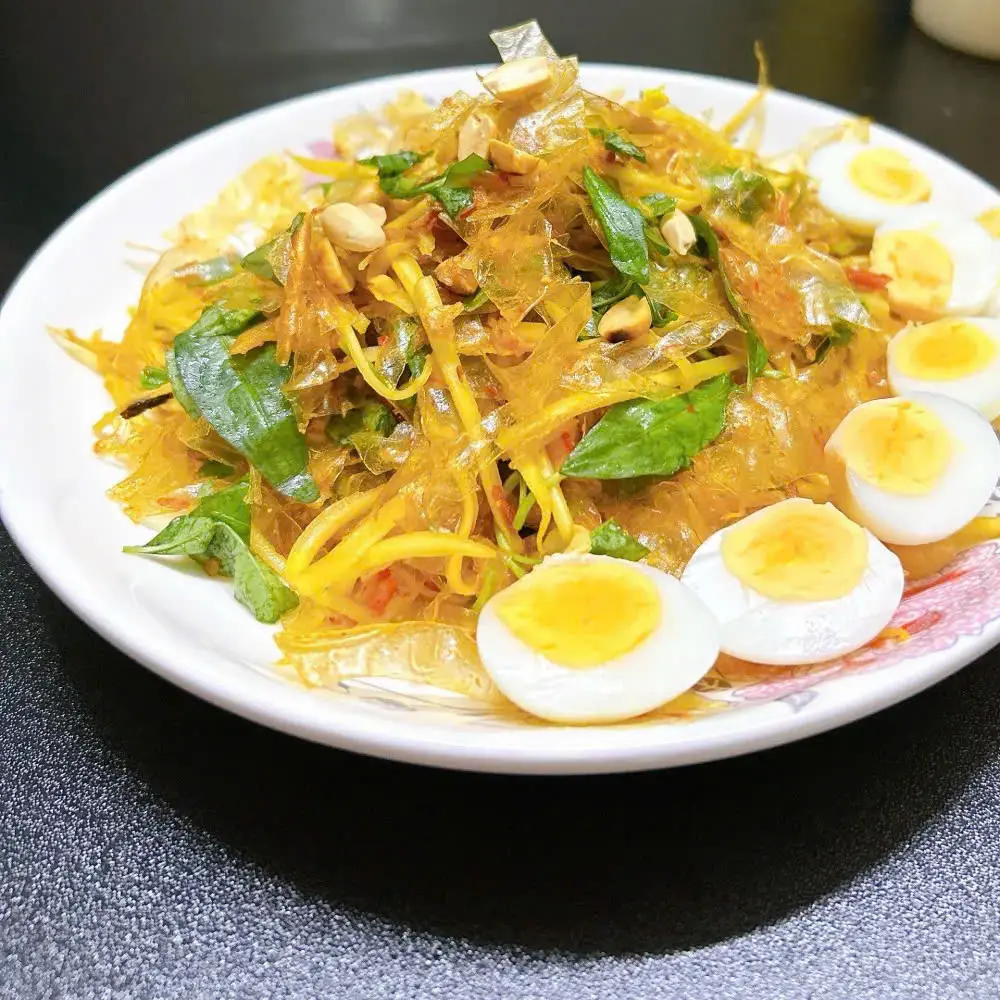 Hình ảnh Bánh tráng trộn khô bò