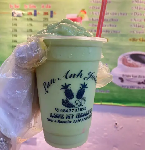 Hình ảnh Sinh tố bơ ly to 700ml