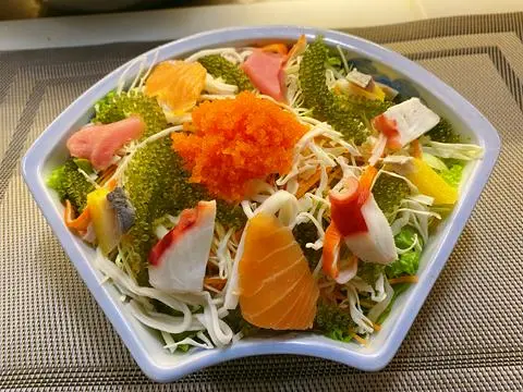 Hình ảnh Salad Hải Sản