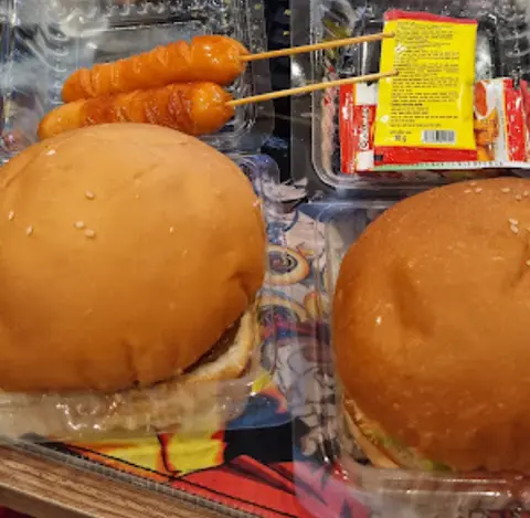 Hình ảnh Hamburger bò trứng