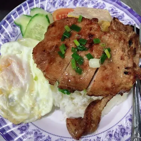 Hình ảnh Cơm sườn ốp la
