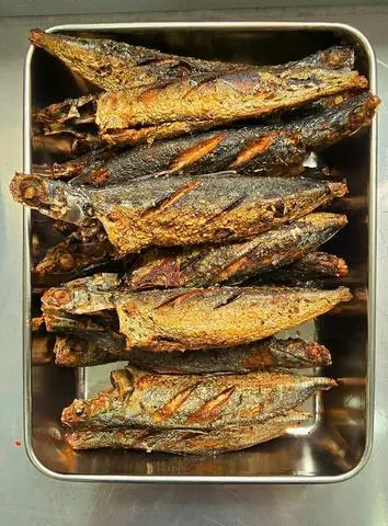 Hình ảnh Cơm cá chiên