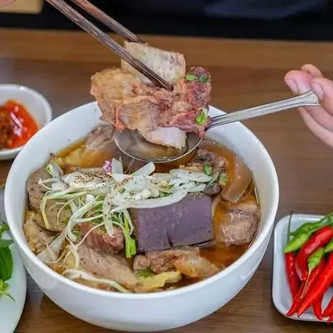 Hình ảnh BÚN BÒ SỤN SƯỜN THẬP CẨM