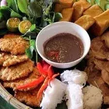 Hình ảnh Bún đậu chả cốm nem chua