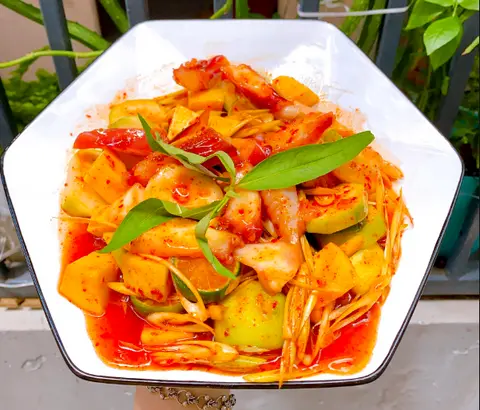 Hình ảnh Chân gà rút xương sốt me